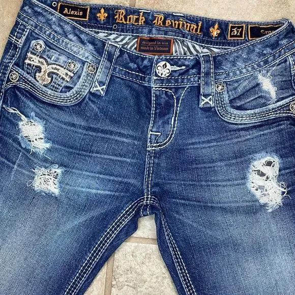 Rock Revival Alexia Crop Jeans Women’s 27 Low Rise Stretch Distressed EUC - Picture 6 of 12